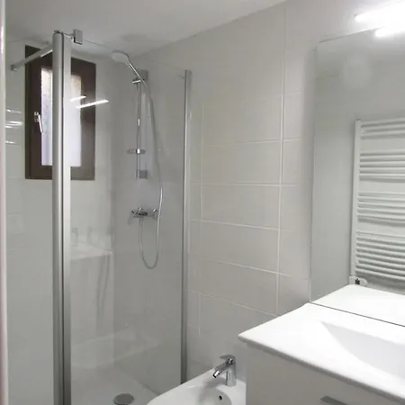 Presidents - Maison 3 Pour 6 Personnes, Avec Piscine Les Presidents A Mae-0291